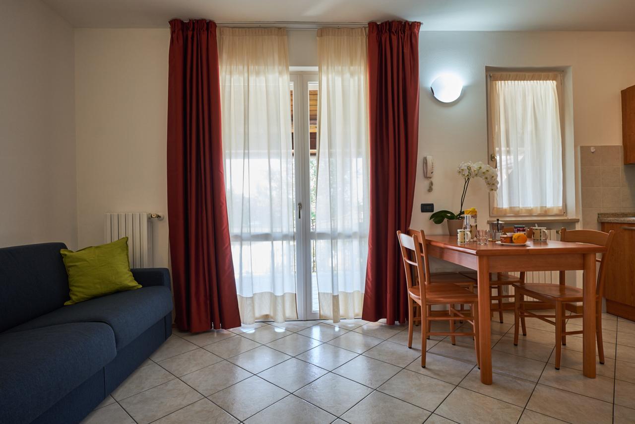 Villaggio Turistico Lugana Marina Sirmione Esterno foto