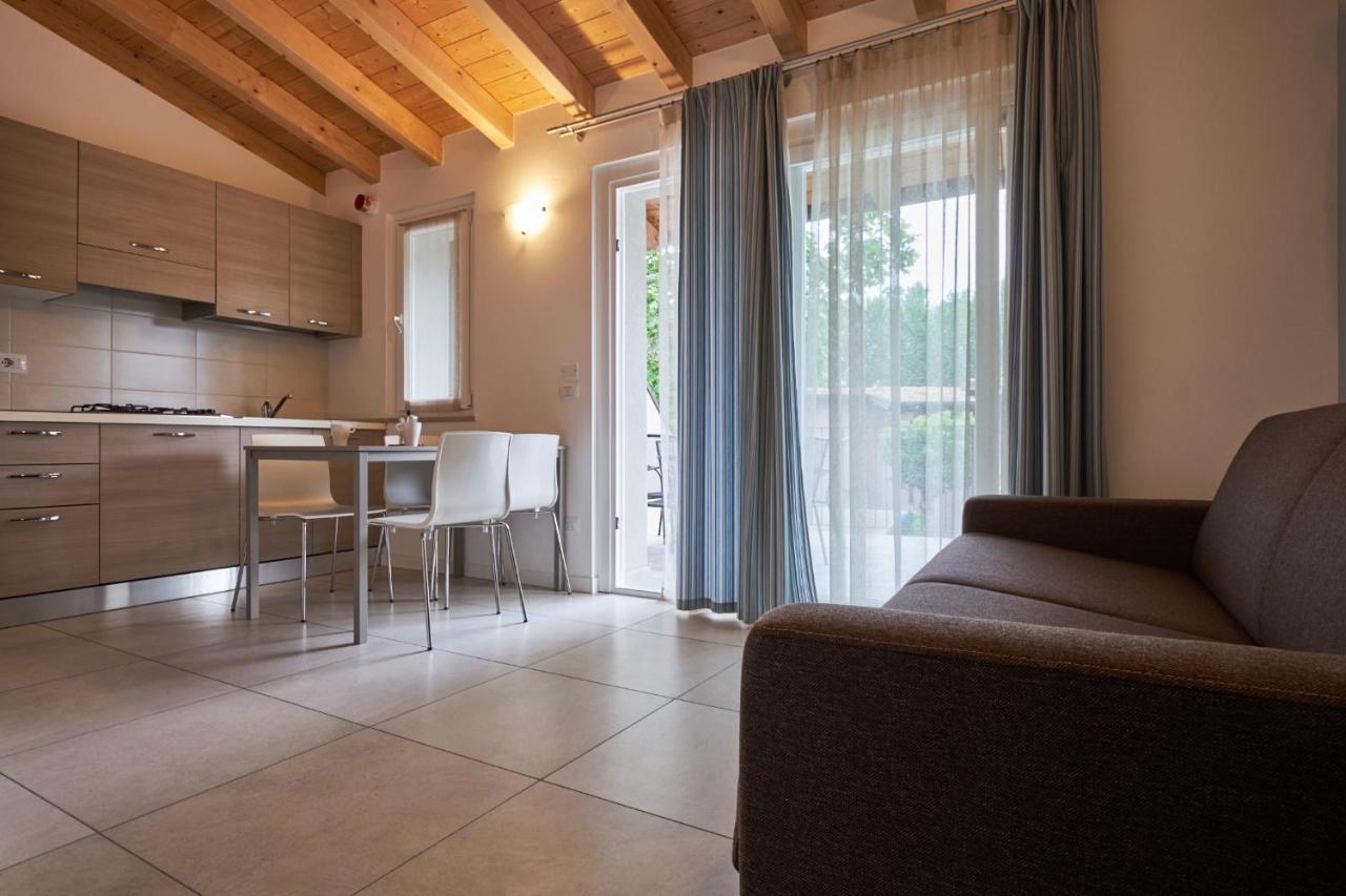 Villaggio Turistico Lugana Marina Sirmione Esterno foto