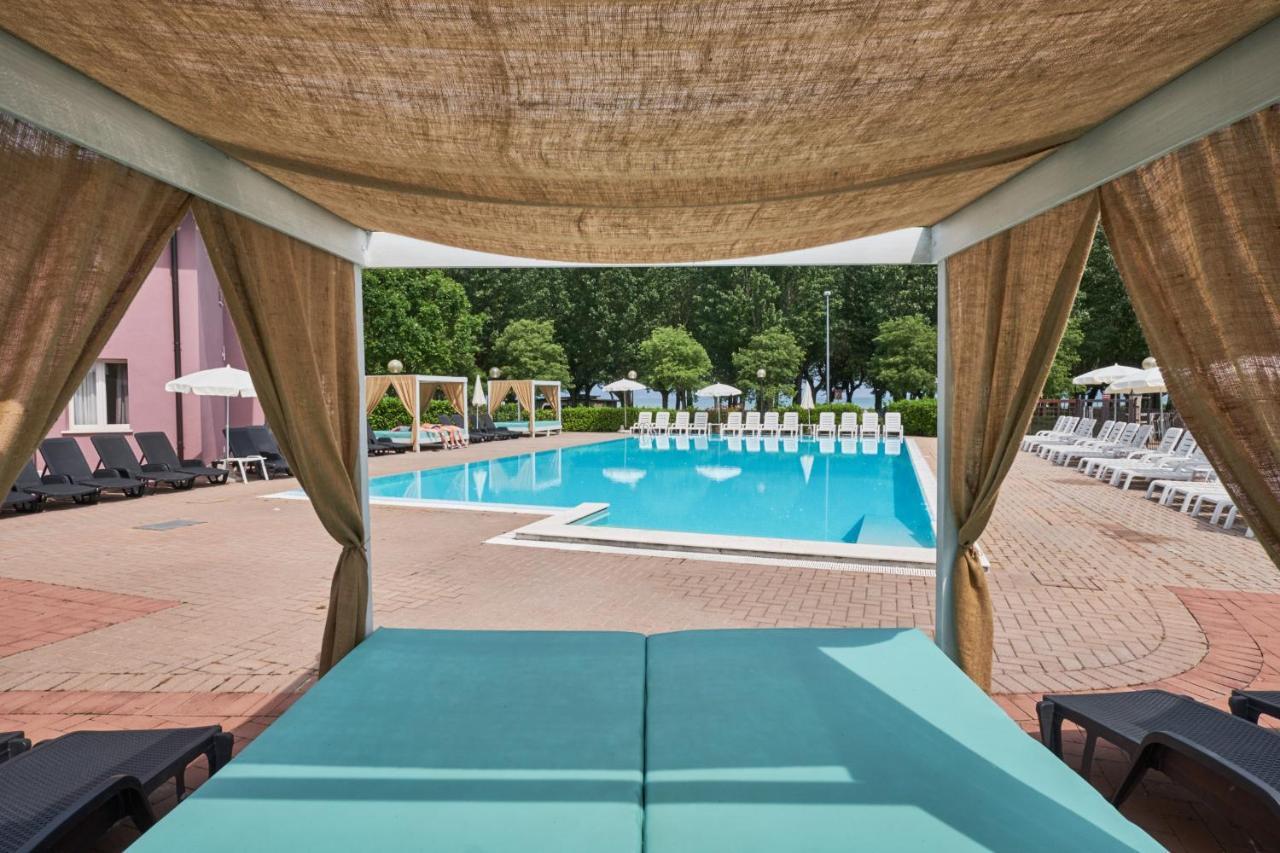 Villaggio Turistico Lugana Marina Sirmione Esterno foto