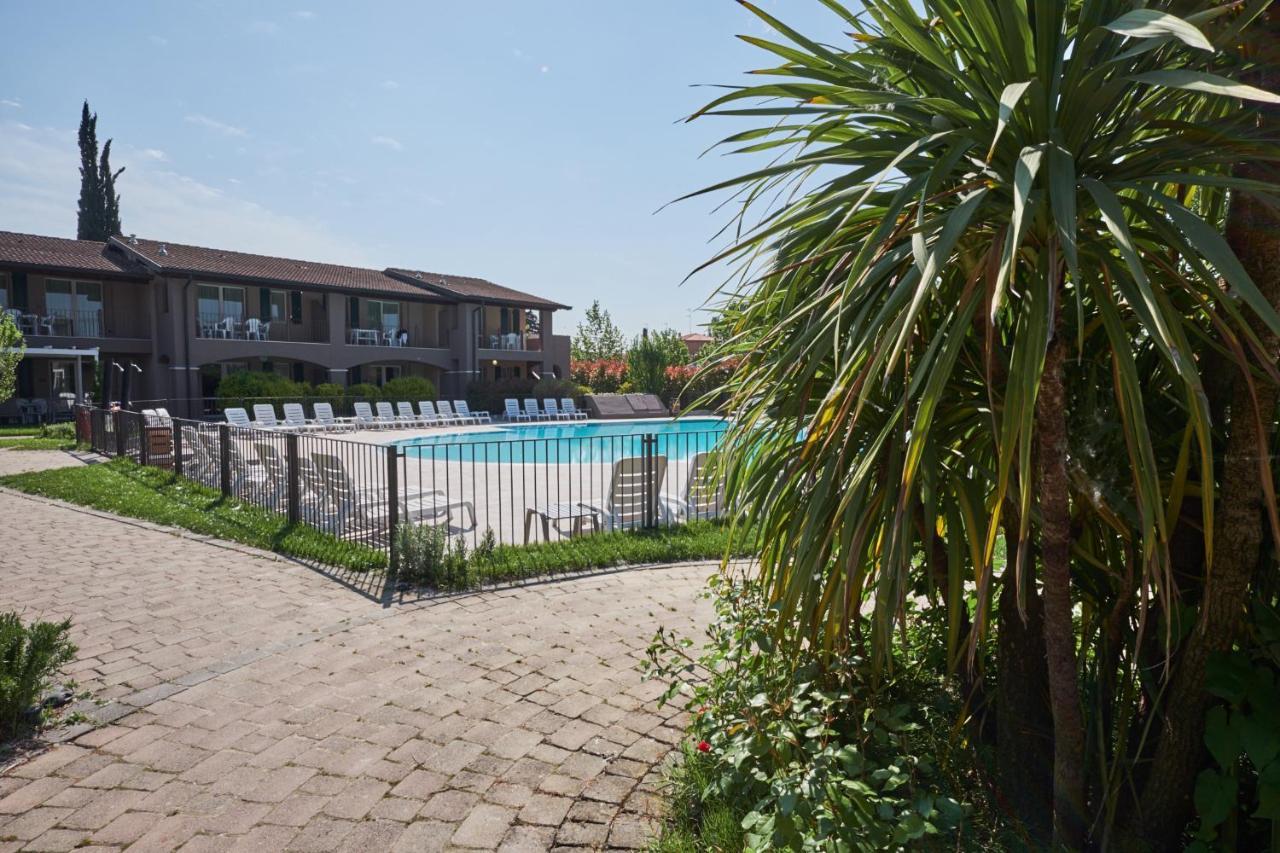 Villaggio Turistico Lugana Marina Sirmione Esterno foto