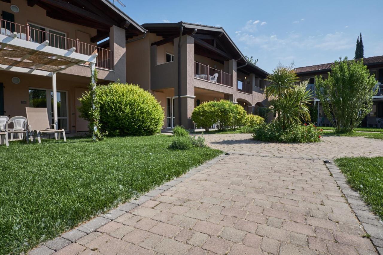 Villaggio Turistico Lugana Marina Sirmione Esterno foto