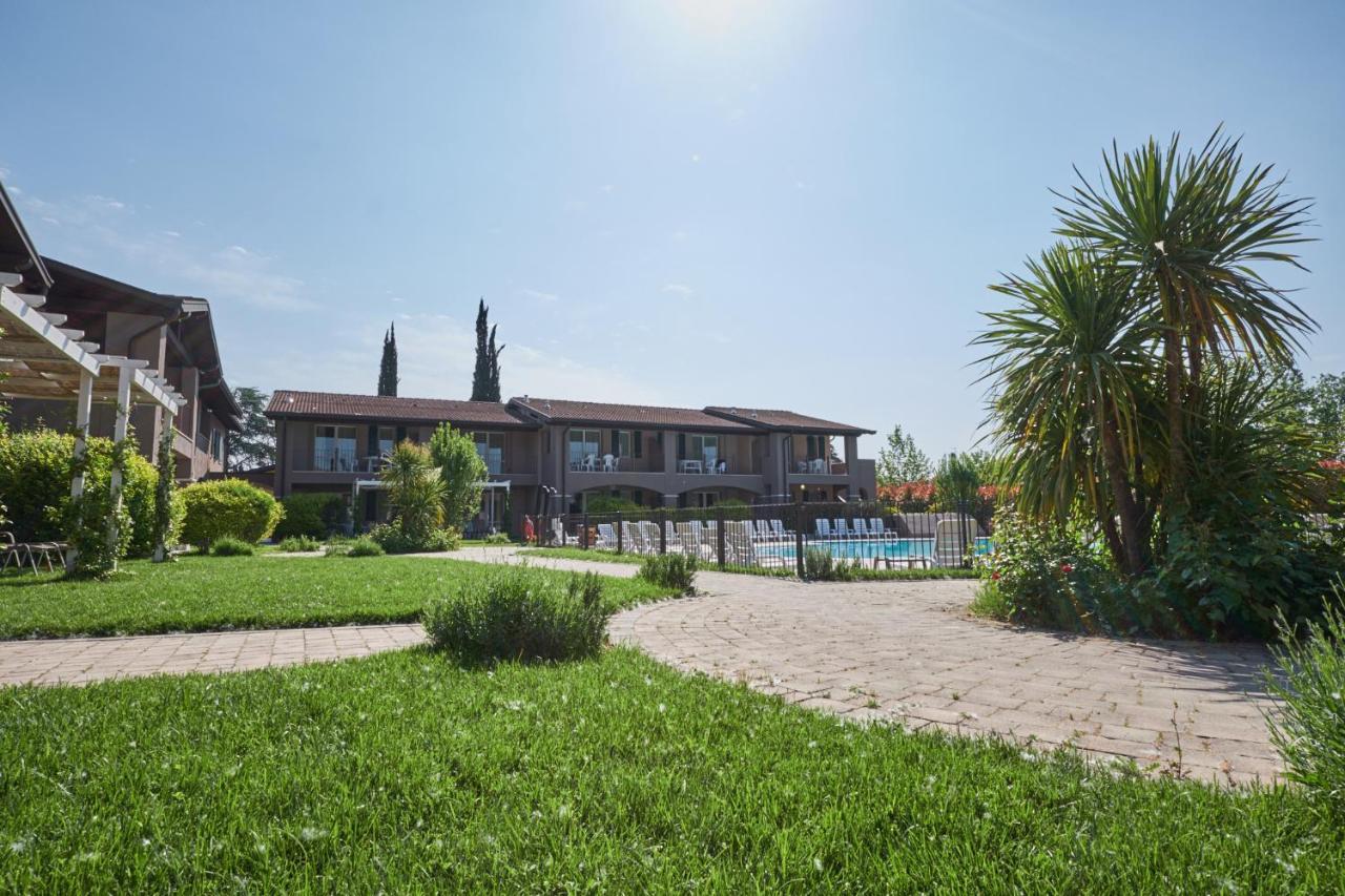 Villaggio Turistico Lugana Marina Sirmione Esterno foto