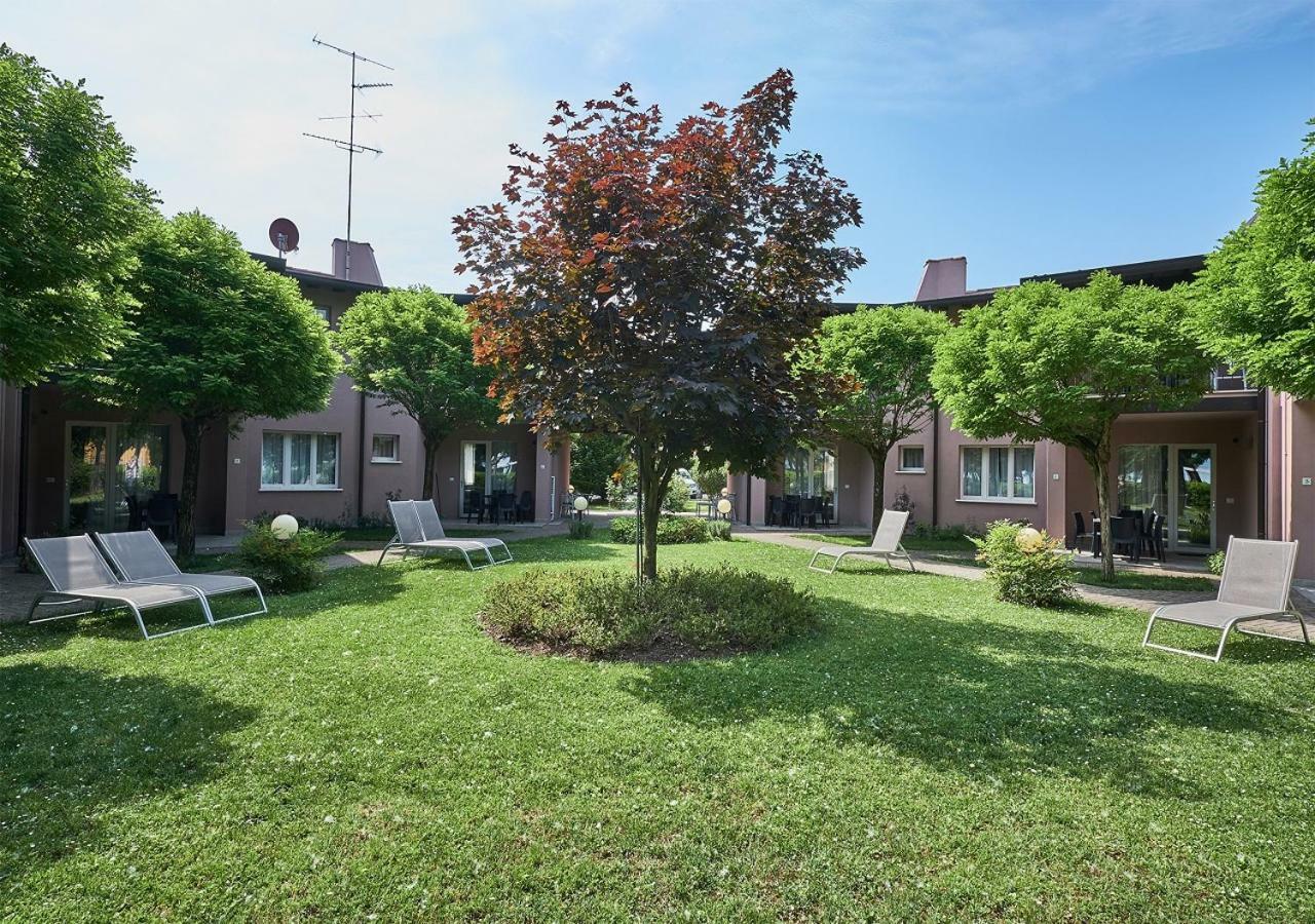 Villaggio Turistico Lugana Marina Sirmione Esterno foto