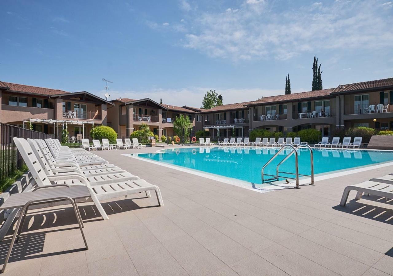 Villaggio Turistico Lugana Marina Sirmione Esterno foto